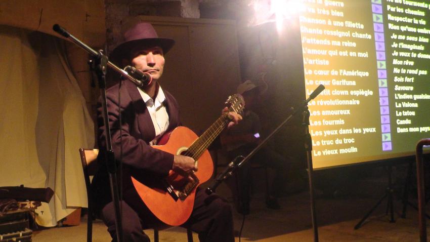 Anibal donaire chante despues de la guerra